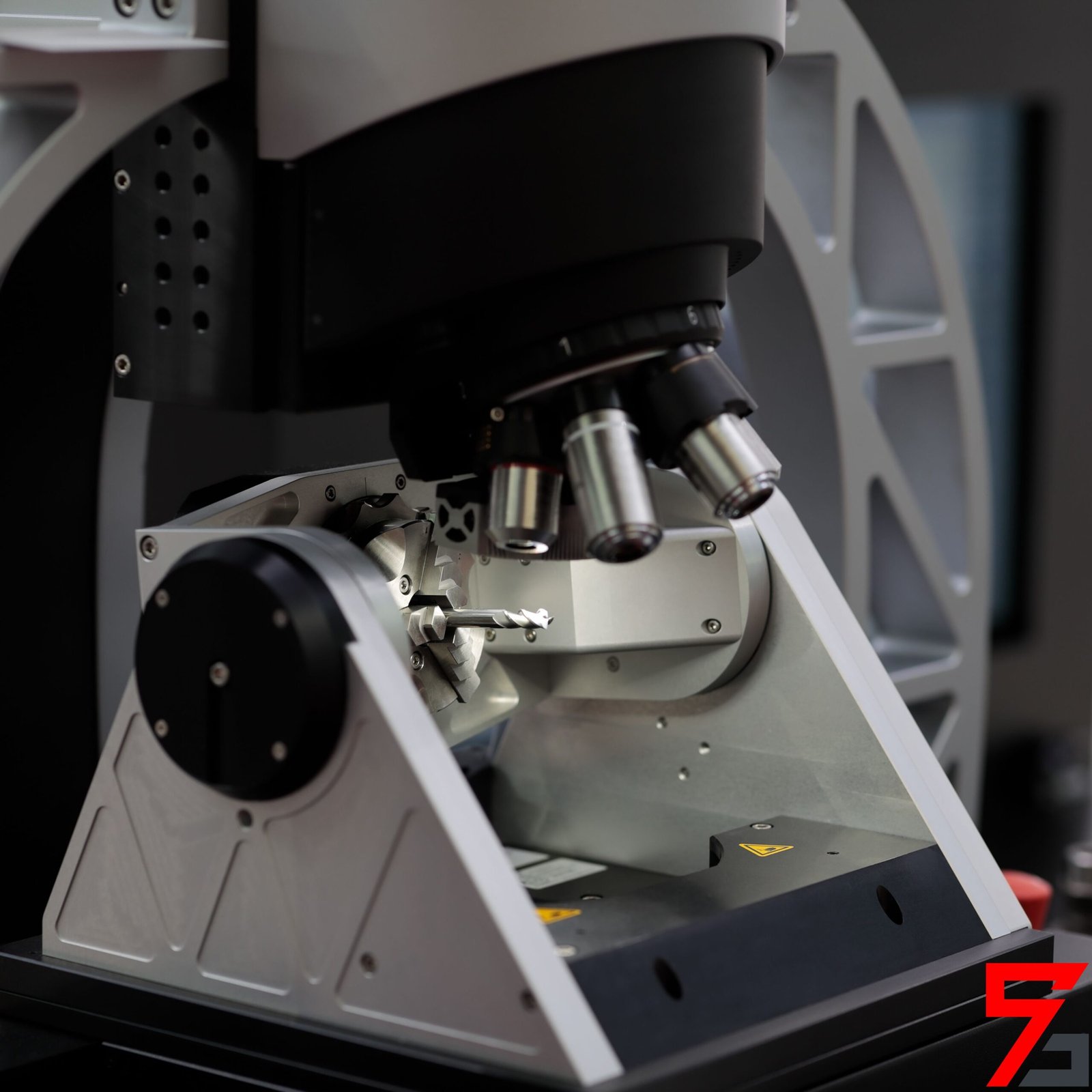 toolmaker's microscope